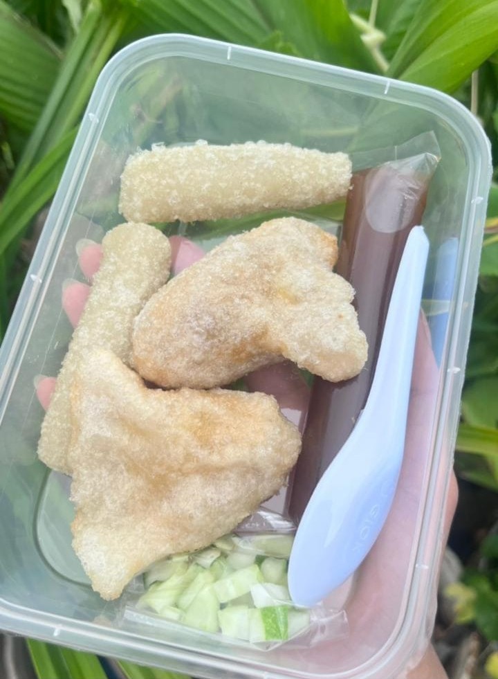 Krupuk Ikan dan Pempek 