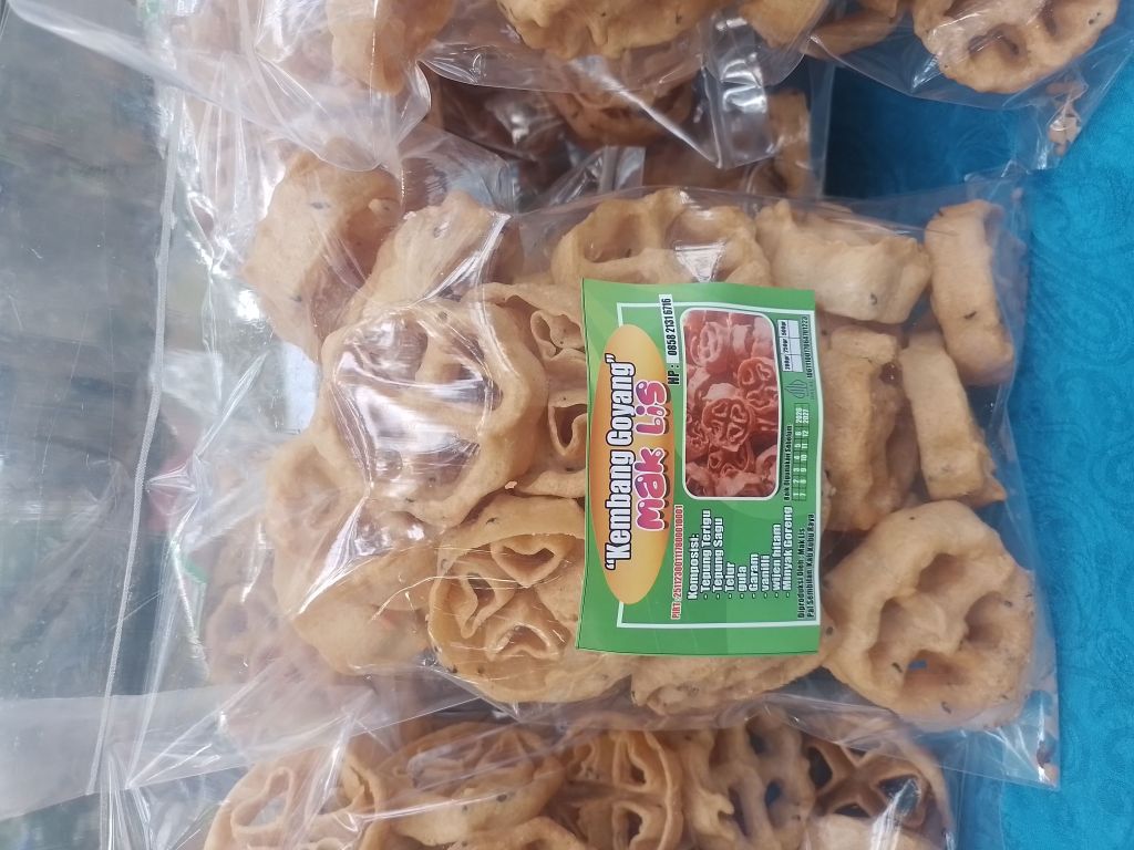Kembang goyang MAK LIS 